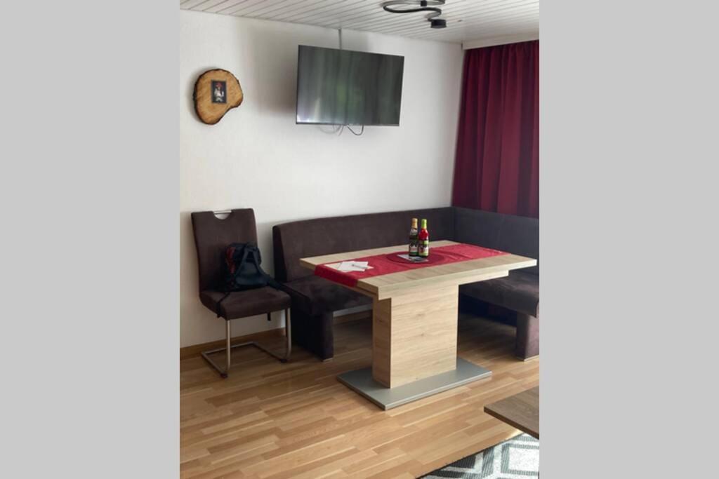Gemuetliche Ferienwohnung In Sankt Blasien Buitenkant foto